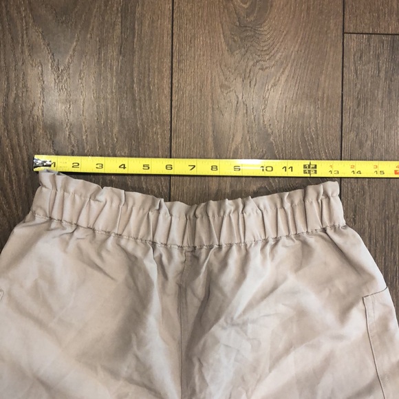 Aritzia Wilfred Free Jessica Short Size M - Picture 9 of 10